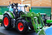 Load image into Gallery viewer, UH6741 Universal Hobbies 1:32 Scale Fendt 516 Vario 4WD Tractor with Front Loader