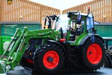 Load image into Gallery viewer, UH6741 Universal Hobbies 1:32 Scale Fendt 516 Vario 4WD Tractor with Front Loader