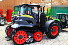 Load image into Gallery viewer, UH6752 Universal Hobbies 1:32 Scale Claas Axion 930 Terra Trac Limited Edition