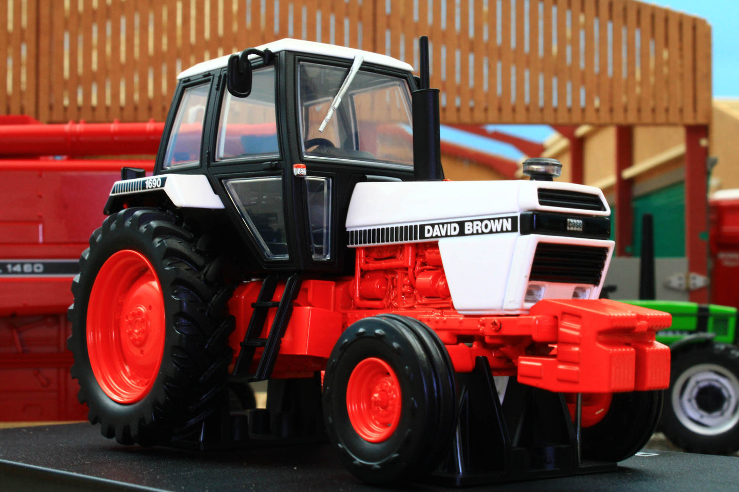 UH6754 Universal Hobbies 1:32 Scale David Brown 1690 2WD Tractor