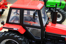 Load image into Gallery viewer, UH6759 Universal Hobbies 1:32 Scale Case International 1594 2WD Tractor