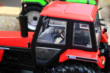 Load image into Gallery viewer, UH6759 Universal Hobbies 1:32 Scale Case International 1594 2WD Tractor