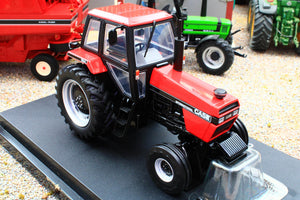 UH6759 Universal Hobbies 1:32 Scale Case International 1594 2WD Tractor