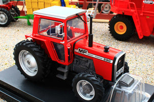 UH6764 Universal Hobbies 1:32 Scale Massey Ferguson 590 4WD Tractor with wide rear tyres Red Cab version