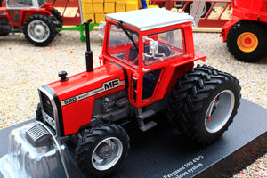 UH6766 Universal Hobbies 1:32 Scale Massey Ferguson 590 4WD Tractor with Molcon Duals Red Cab version