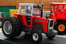 Load image into Gallery viewer, UH6767 Universal Hobbies 1:32 Scale Massey Ferguson 575 2WD Tractor with Molcon Duals Silver Red Cab version