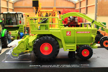Load image into Gallery viewer, UH6772 Universal Hobbies 1:32 Scale Claas Jaguar 80SF with Pick Up Head LIMITED EDITION