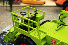 Load image into Gallery viewer, UH6772 Universal Hobbies 1:32 Scale Claas Jaguar 80SF with Pick Up Head LIMITED EDITION