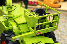 Load image into Gallery viewer, UH6772 Universal Hobbies 1:32 Scale Claas Jaguar 80SF with Pick Up Head LIMITED EDITION