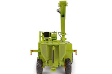 Load image into Gallery viewer, UH6772 Universal Hobbies 1:32 Scale Claas Jaguar 80SF with Pick Up Head