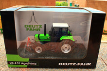 Load image into Gallery viewer, UH6776 Universal Hobbies 1:32 Scale Deutz Fahr AgroPrima 4.51 4WD Tractor Limited Edition (750 pcs)