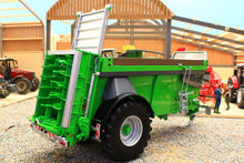 Load image into Gallery viewer, UH6787 Universal Hobbies 1:32 Scale Joskin Tornado 6016-17V Trailer