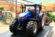 Load image into Gallery viewer, UH6810 Universal Hobbies New Holland T7.210 Dynamic Blue 4WD Tractor