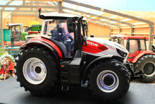 Load image into Gallery viewer, UH6812 Universal Hobbies Steyr 6200 Impluls CVT 4WD Tractor