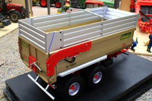 Load image into Gallery viewer, UH6837 Universal Hobbies 1:32 Scale LeBoulch Gold 2 XL 53D19 Silage Trailer