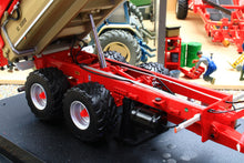 Load image into Gallery viewer, UH6837 Universal Hobbies 1:32 Scale LeBoulch Gold 2 XL 53D19 Silage Trailer