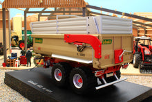 Load image into Gallery viewer, UH6837 Universal Hobbies 1:32 Scale LeBoulch Gold 2 XL 53D19 Silage Trailer