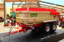 Load image into Gallery viewer, UH6837 Universal Hobbies 1:32 Scale LeBoulch Gold 2 XL 53D19 Silage Trailer