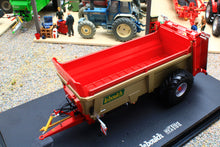 Load image into Gallery viewer, UH6838 Universal Hobbies 1:32 Scale LeBoulch HVS 51S12 Rear Discharge Spreader