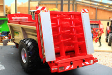 Load image into Gallery viewer, UH6838 Universal Hobbies 1:32 Scale LeBoulch HVS 51S12 Rear Discharge Spreader