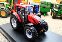 Load image into Gallery viewer, UH6852 Universal Hobbies Case IH Farmall 120C Tractor