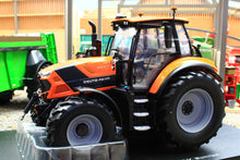 Load image into Gallery viewer, UH6860 Universal Hobbies 1:32 Scale Deutz Fahr 6150.4 TTV 4WD Tractor Municipal Version Limited Edition