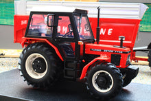 Load image into Gallery viewer, UH6869 Universal Hobbies 1:32 Scale Zetor 7745 Turbo 4WD Tractor Limited Edition