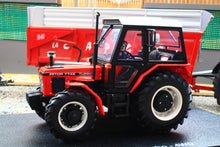 Load image into Gallery viewer, UH6869 Universal Hobbies 1:32 Scale Zetor 7745 Turbo 4WD Tractor Limited Edition