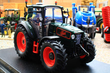 Load image into Gallery viewer, UH6875 Universal Hobbies 1:32 Scale Fiat il Trattore Concept (1918-2025)