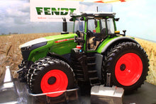 Load image into Gallery viewer, UH6876 Universal Hobbies 1:32 Scale Fendt 1052 Vario 4WD Tractor U.S. Version with Row Crop Duals DETATCHED PARTS AS SHOWN
