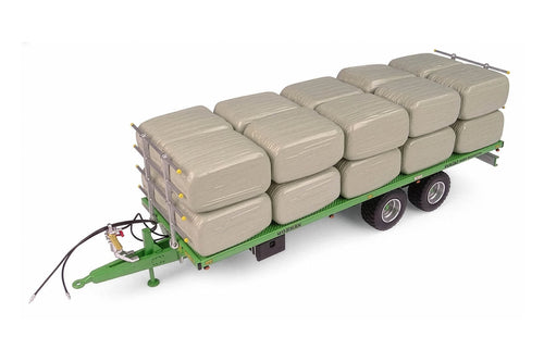UH6881 Universal Hobbies 1:32 scale Pack of Square Green Silage Bales