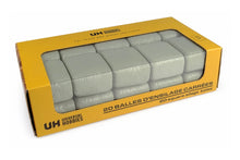 Load image into Gallery viewer, UH6881 Universal Hobbies 1:32 scale Pack of Square Green Silage Bales