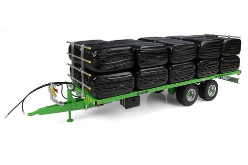UH6882 Universal Hobbies 1:32 scale Pack of Square Black Silage Bales