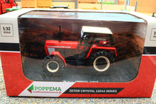 Load image into Gallery viewer, UH6886 Universal Hobbies Zetor Crystal 12045 4WD Tractor Generation 2 Limited Edition 750 pieces