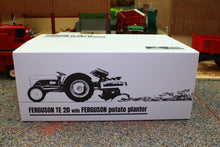 Load image into Gallery viewer, UH7127 Universal Hobbies Ferguson TE 20 Tractor with Ferguson Potato Planter