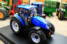 Load image into Gallery viewer, UH7202 Universal Hobbies New Holland T5.120 Tractor