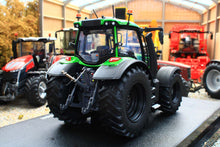 Load image into Gallery viewer, UH7236 Universal Hobbies Valtra N175 Ultra Green 4WD Tractor Limited Edition
