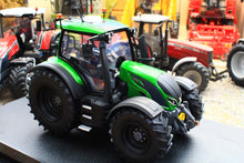 Load image into Gallery viewer, UH7236 Universal Hobbies Valtra N175 Ultra Green 4WD Tractor Limited Edition
