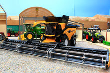 Load image into Gallery viewer, UH7237 Universal Hobbies New Holland CR11 Combine Harvester with wheels in Yellow