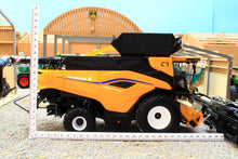 Load image into Gallery viewer, UH7237 Universal Hobbies New Holland CR11 Combine Harvester with wheels in Yellow