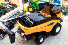 Load image into Gallery viewer, UH7237 Universal Hobbies New Holland CR11 Combine Harvester with wheels in Yellow