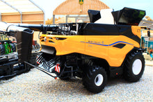 Load image into Gallery viewer, UH7237 Universal Hobbies New Holland CR11 Combine Harvester with wheels in Yellow