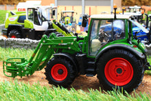 Load image into Gallery viewer, USK10642 USK Fendt 313 Vario Tractor with Loader and Round Bale Grab