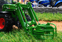 Load image into Gallery viewer, USK10642 USK Fendt 313 Vario Tractor with Loader and Round Bale Grab