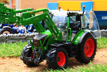 Load image into Gallery viewer, USK10642 USK Fendt 313 Vario Tractor with Loader and Round Bale Grab