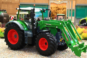 W7869 WIKING 1:32 Scale Fendt 724 Vario 4WD Tractor with Cargo 6100 Front Loader and bucket