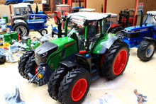 Load image into Gallery viewer, W7872 WIKING 1:32 Scale Fendt 726 Vario 4WD Tractor with Row Crop Duals Limited Edition Box not 100%