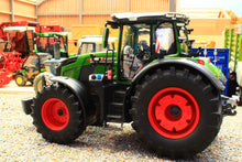 Load image into Gallery viewer, W7873 Wiking Fendt 832 Vario 4WD Tractor
