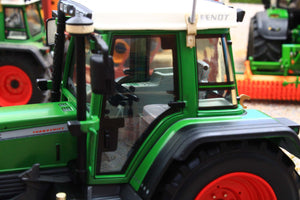 WE1001 Weise Fendt Favorit 515C Tractor