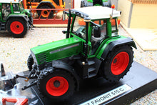 Load image into Gallery viewer, WE1001 Weise Fendt Favorit 515C Tractor